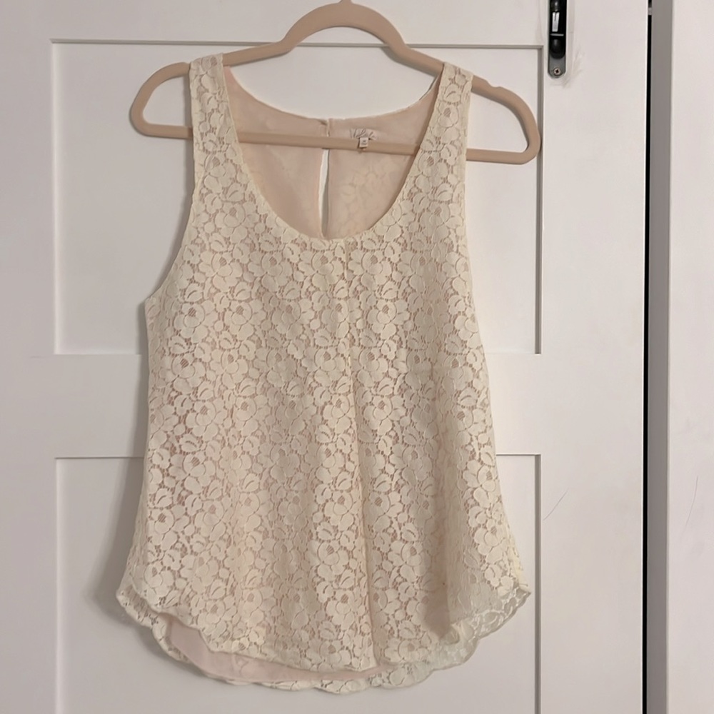 Aritzia Talula lace top